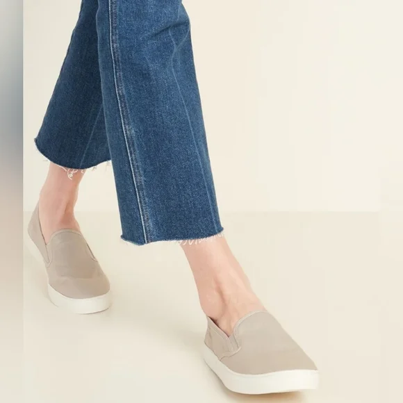 NWT Old Navy Canvas Slip-On Sneakers For Women Cotton Canvas - Picture 10 of 10